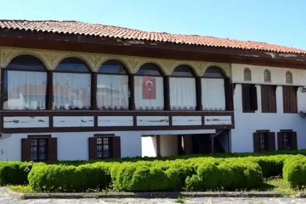 Şemaki Evi Müzesi