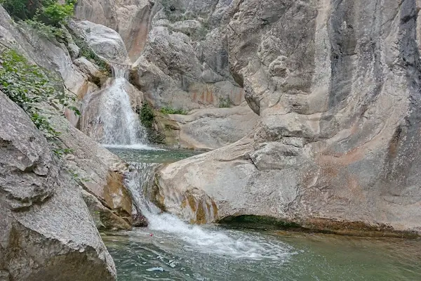 Narlıdere Şelalesi