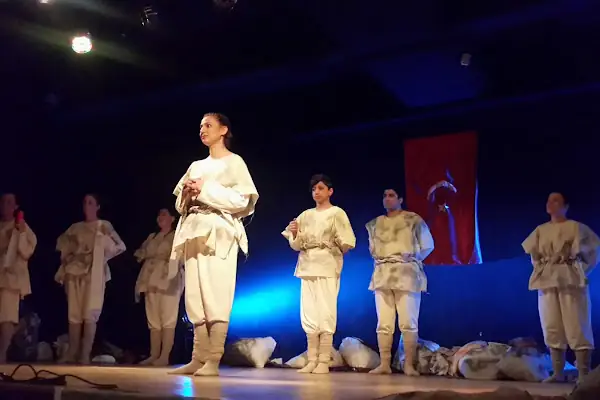 Gençlik Tiyatrosu
