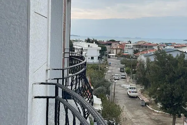 Astopia Hotel & Cafe