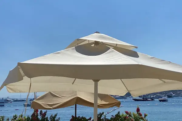 Divan Pastanesi Türkbükü