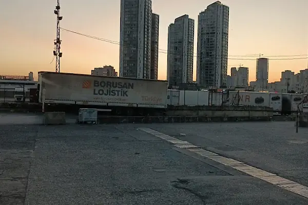 Gümrük Market