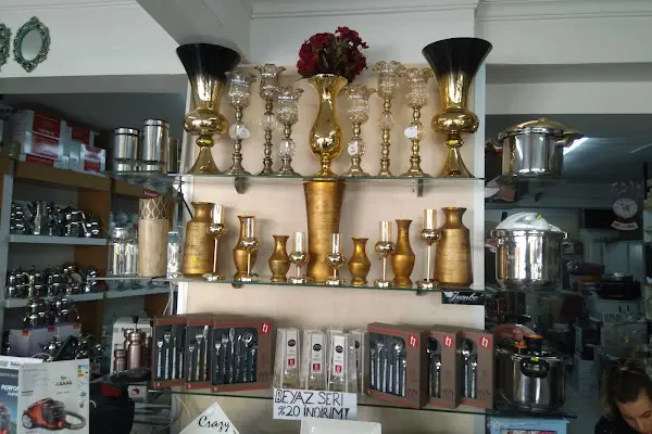 Şimga Züccaciye