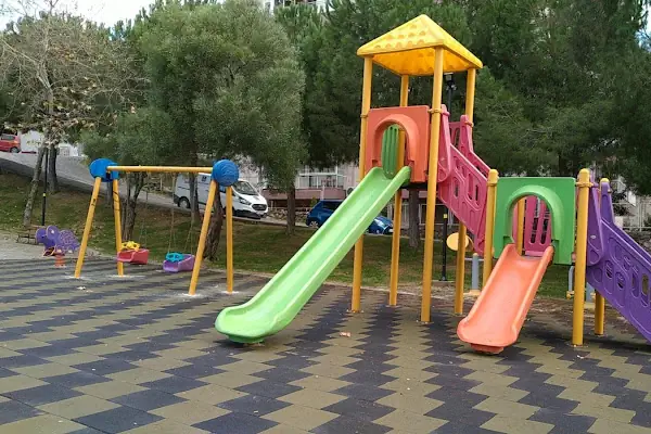 Tahsin Yazıcı Parkı