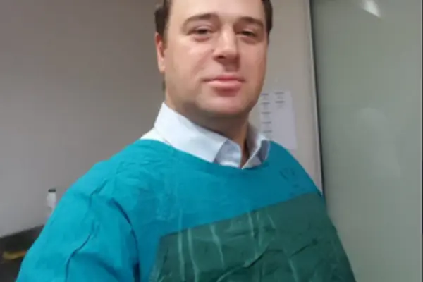 Doç. Dr. Ali Emrehan Tüzün