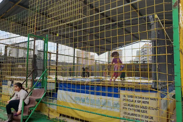 Zıp Zıp Trambolin