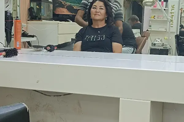 Bayan Kuaförü