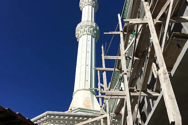 Perçin Mahallesi Camii
