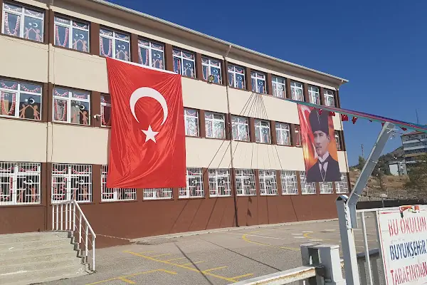 Nihat Başakar İlkokulu
