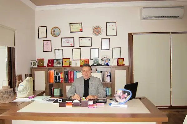 Op. Dr. Hakan Bayraktar MD, Mr.Sci.PHD