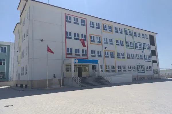 Necip Fazıl Kısakürek İlkokulu