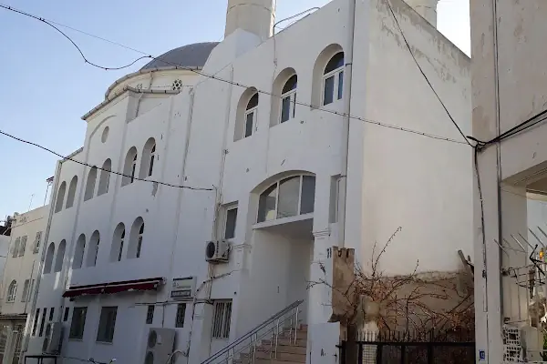 Kayalar Cami