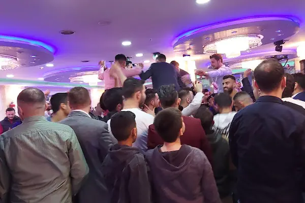 Salon Şafak düğün salonu