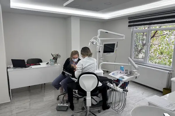Akgün Dent Ağız Diş Sağlığı Polikliniği