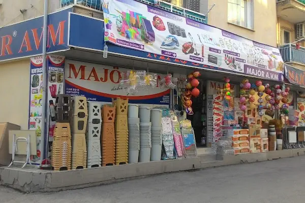 Majör Avm
