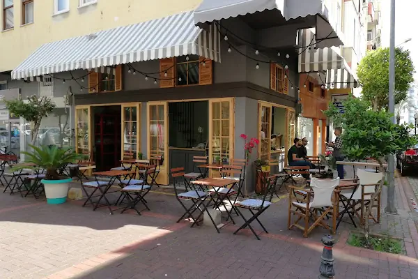 Veinte Cafe
