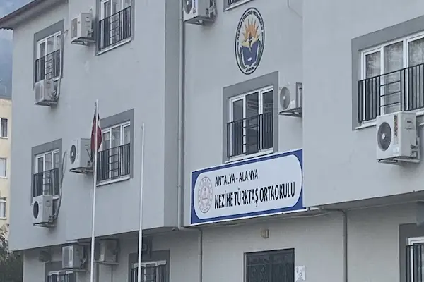 NEZİHE TÜRKTAŞ ORTAOKULU