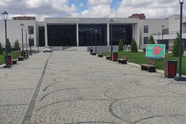 Arnavutköy Kültür Spor Eğitim ve Yaşam Merkezi