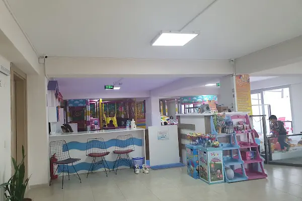 Çocuk sokaği