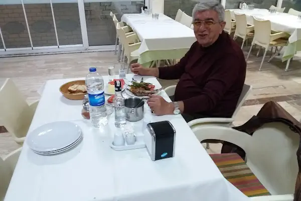Tenekeli Restoran