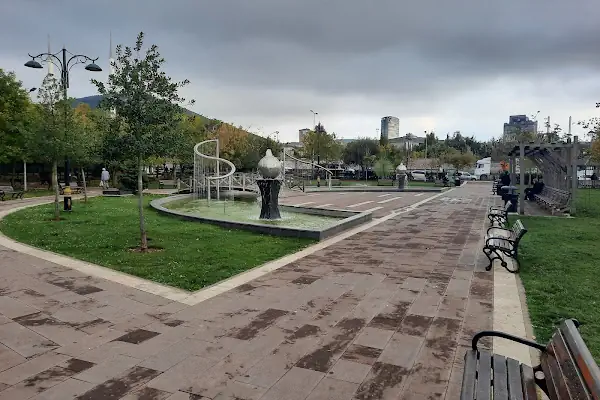 Ataşehir Belediyesi 80. Yıl Cumhuriyet Parkı