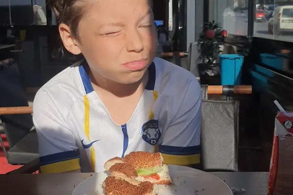 Esinti Simit Sarayi