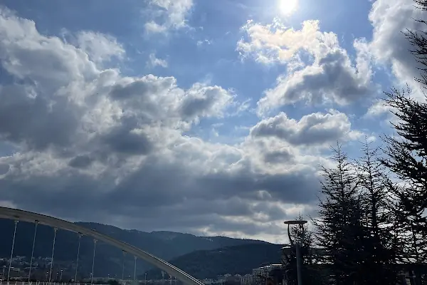 Nilüfer Tenis Kortu