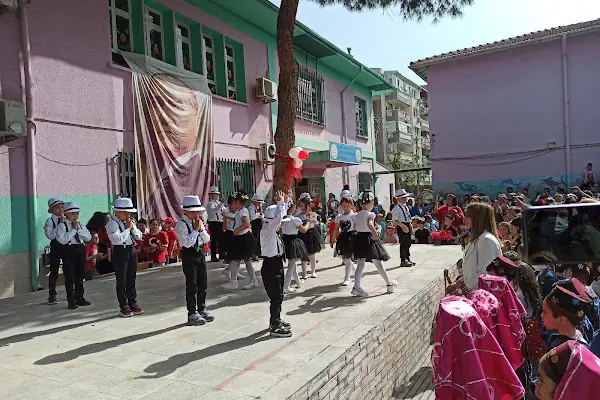 Süleyman Eczacıbaşı İlköğretim Okulu