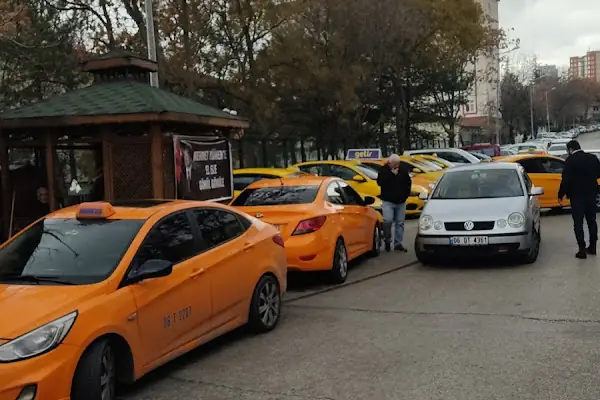 Gülhane taksi durağı