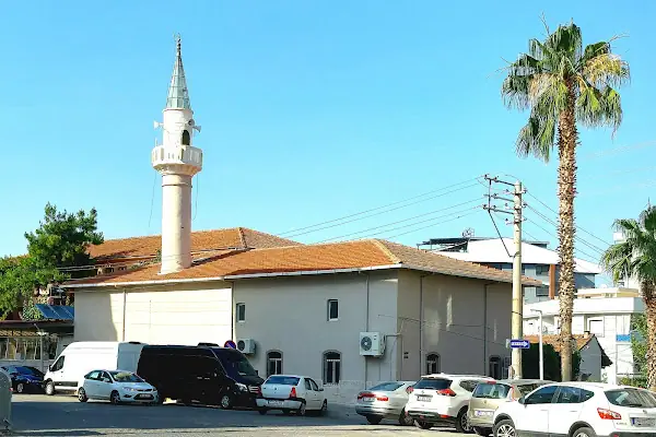 Yukarı Çarşı Cami