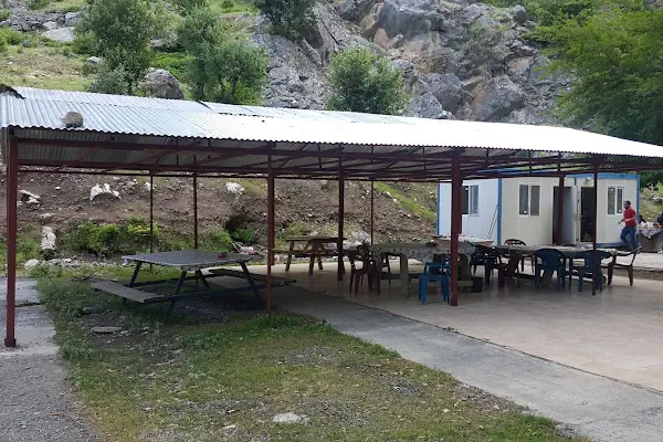 Küp Şelalesi Restoranı-Çınaraltı Tesisleri