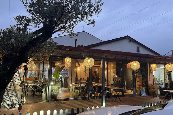 Paula Restaurant