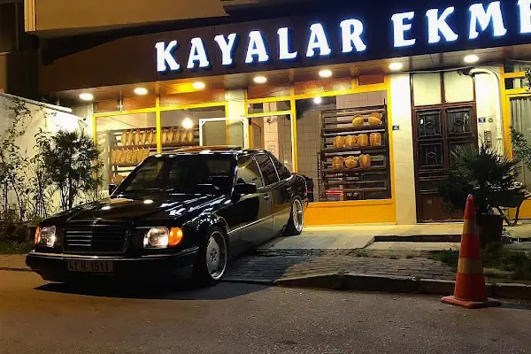 Kayalar Ekmek