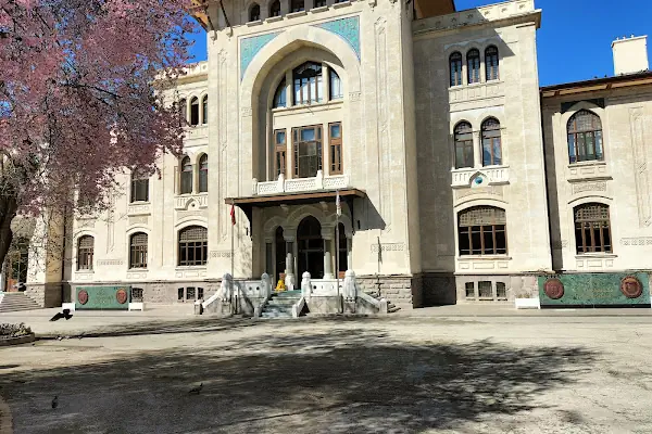 Ankara Sosyal Bilimler Üniversitesi Rektörlük