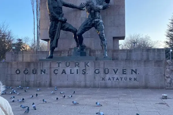 Öncül İlköğretim Okulu