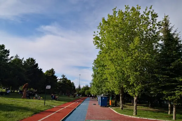 Ahlatlıbel Atatürk Parkı