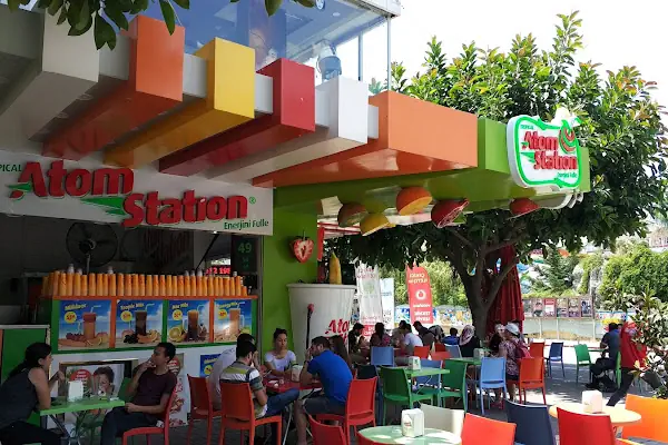 Tropic Vitamin Cafe