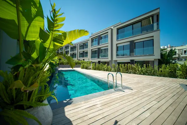 Lazolini The Pearl Residence
