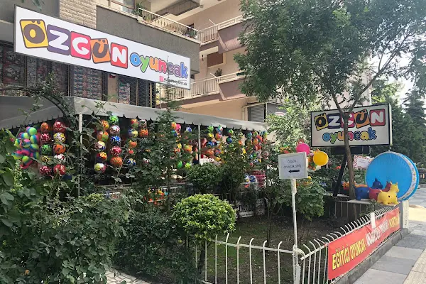 Özgün Oyuncak