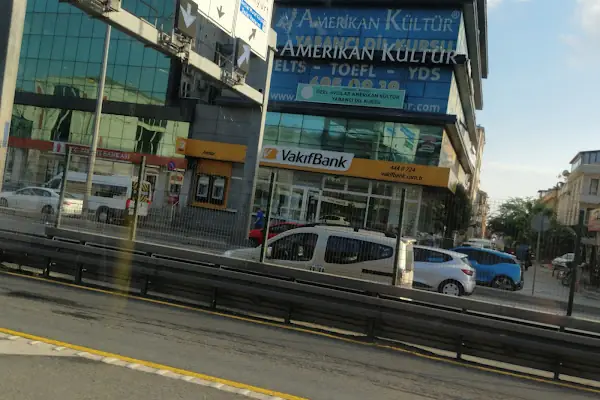 Amerikan Kültür Avcılar Dil Okulu
