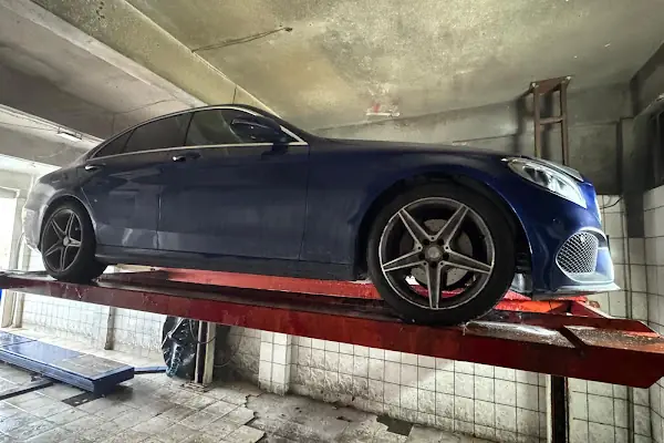 Alt yıkama kardeşler araç motor yıkama