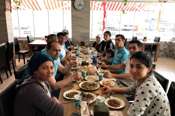 Mutlu Döner