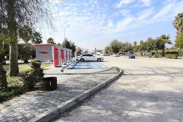 ZES Şarj İstasyonu