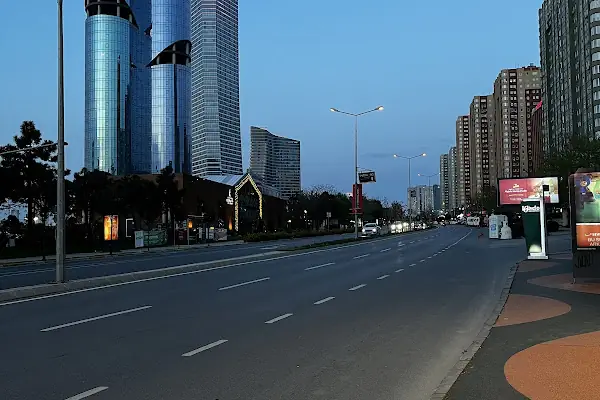 Ataşehir Bulvarı