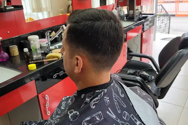 Berber'k Erkek Saç Tasarım Salonu