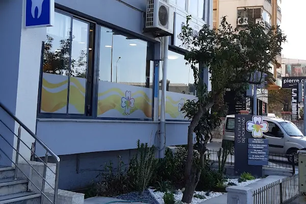 Üçkuyular Ağız ve Diş Sağlığı Polikliniği