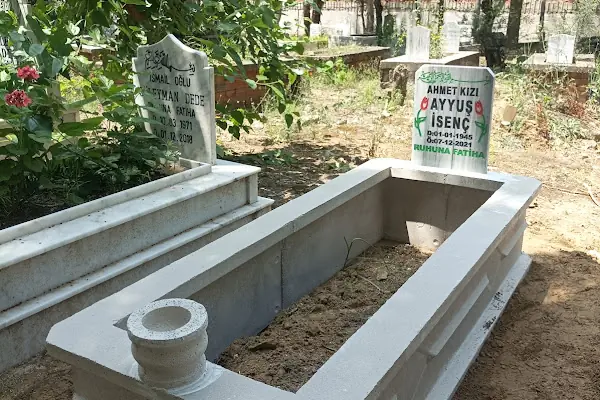 Macun Mahalle Mezarlığı