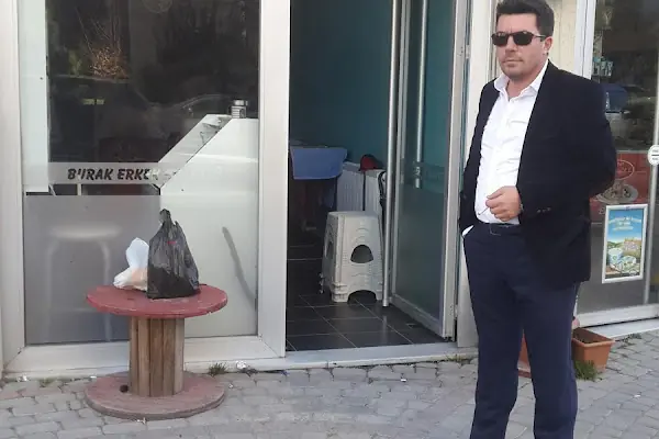 Burak Erkek Kuaforu