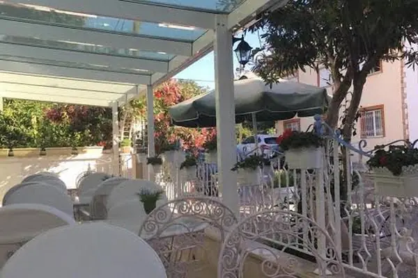 Melaike Otel