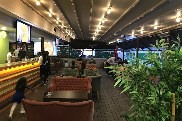 Roof Lounge (Nargile Molası)